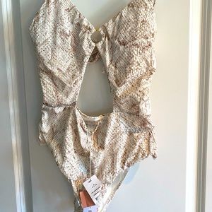 PILYQ one piece swimsuit brand new